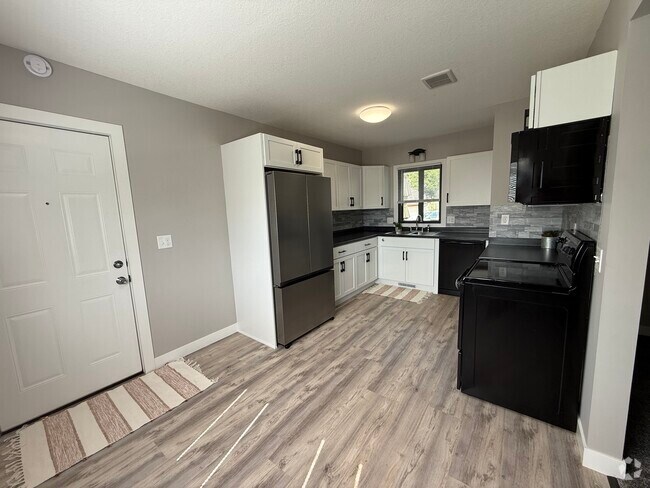 Building Photo - 1148 5th Ave SE Unit 1 Rental