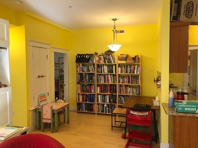 Photo - 69 Bolton St Unit 102