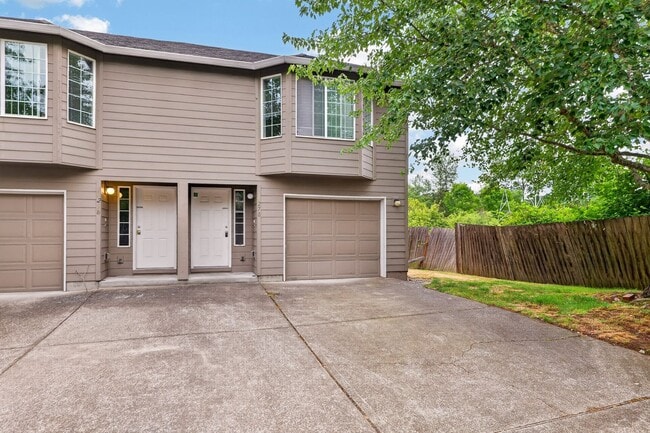 Building Photo - 4270 SW 159th Ave