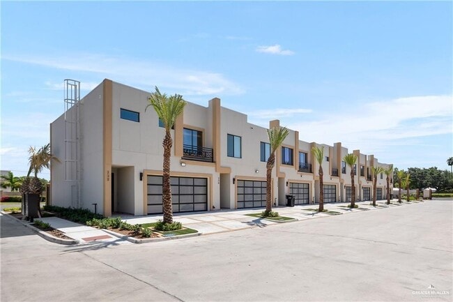 Photo - 22 Canary Ave