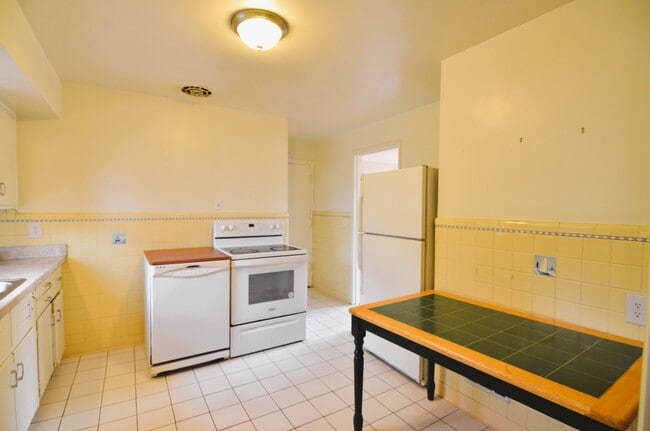 Photo - 6516 Ridge Cir
