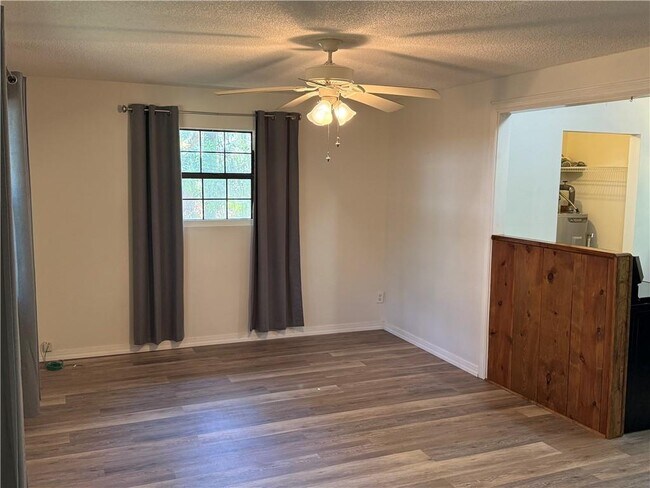 Photo - 115 Mamalou Ln