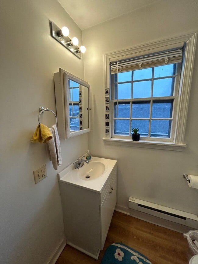 58 Main St Unit 1