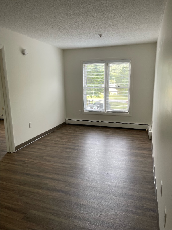 Photo - 498 Marlboro Rd Unidad N26