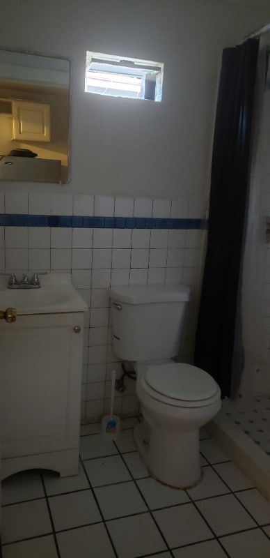 Photo - 3920 W Wilshire Dr