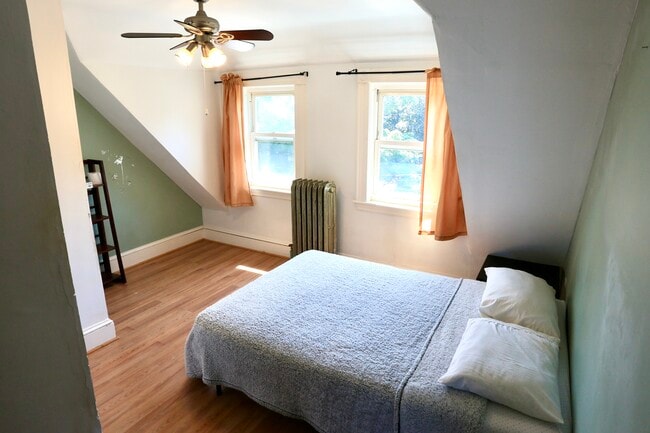 Photo - 124 Forest St Unit 3R