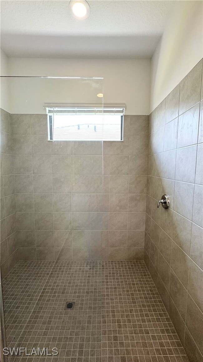 Photo - 5089 Panella Ave