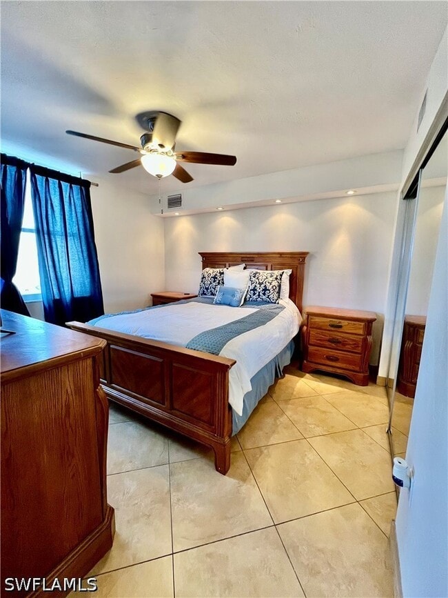 Building Photo - 7390 Estero Blvd Unit 203B