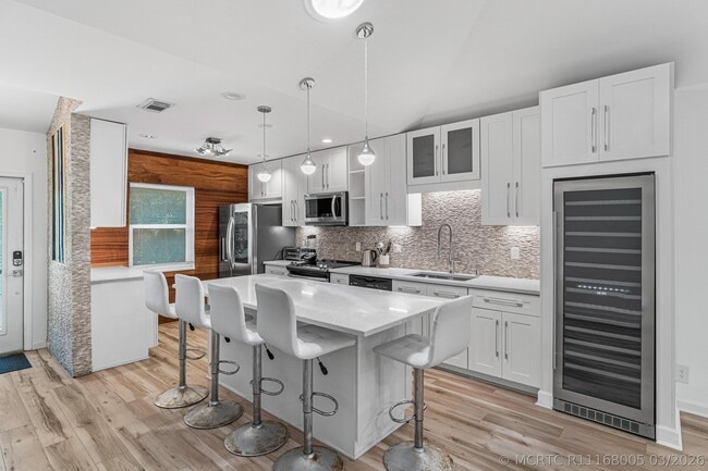 Photo - 1124 Highland Beach Dr