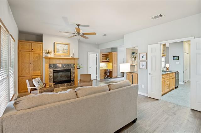 Photo - 514 N 1st St