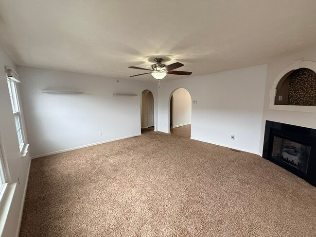 Photo - 2293 Flint Dr