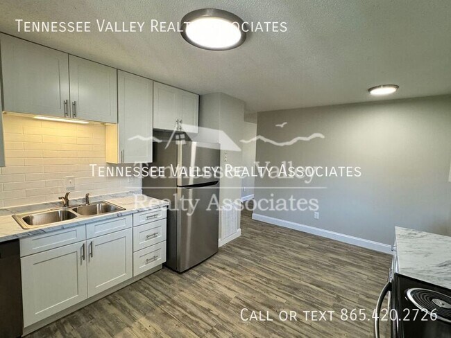 Photo - 997 Kirk Ave