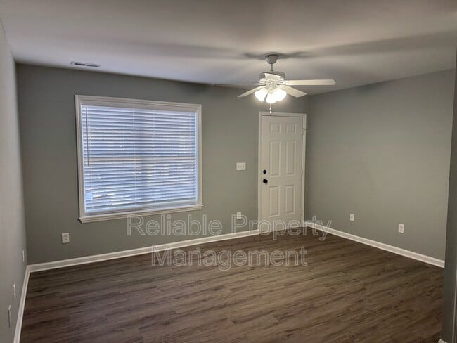 Photo - 1827 Vintage Rd