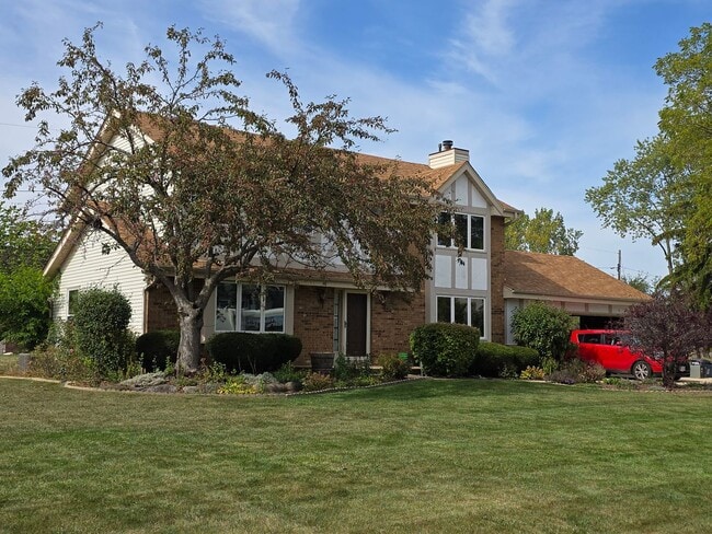 Building Photo - 4 bedroom home in Pleasant Prairie