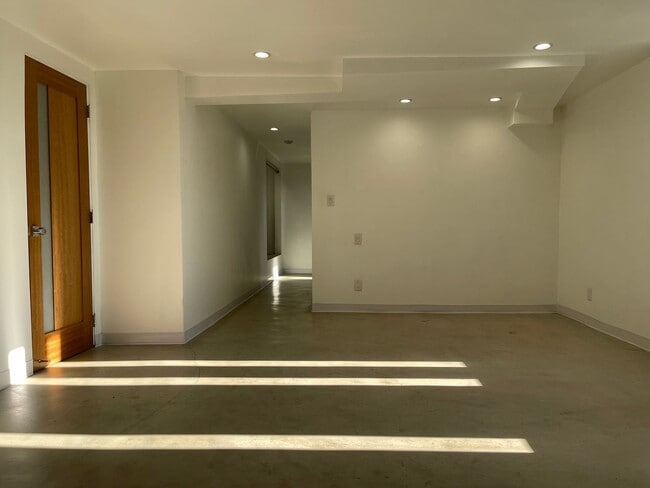 Photo - 477-479 Nassau Avenue Unit 479A