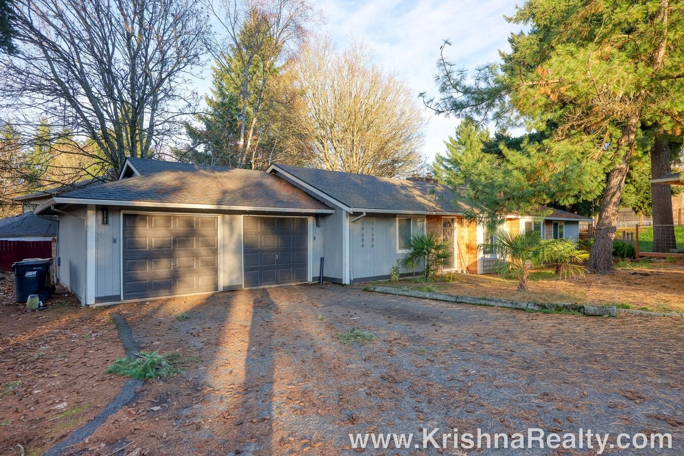 Lovely 2 BD | 1 BA | Renovated Duplex | Spacious Backyard | Stoneridge Community | Tualatin | Sin... - Lovely 2 BD | 1 BA | Renovated Duplex | Spacious Backyard | Stoneridge Community | Tualatin | Sin...