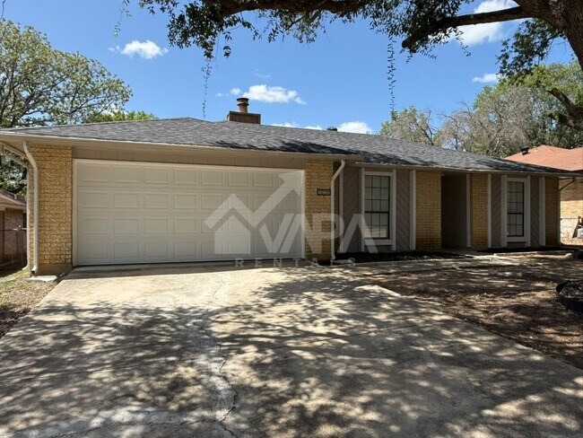 Photo - 209 High Oak