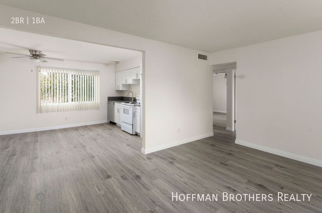 Photo - 4235 Columbus St