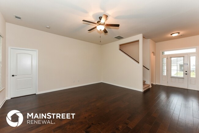 Photo - 577 Smoky Mountains Dr