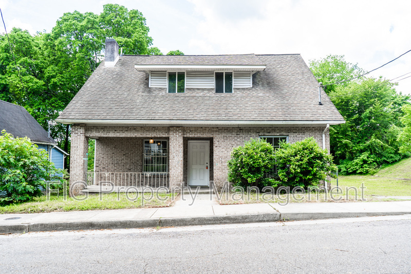 Photo - 1630 Wallace Street