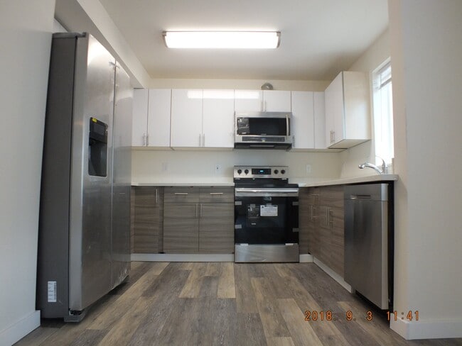 12544 15th Ave NE
