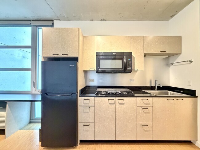 Photo - 1515 N Fremont St Unit 312