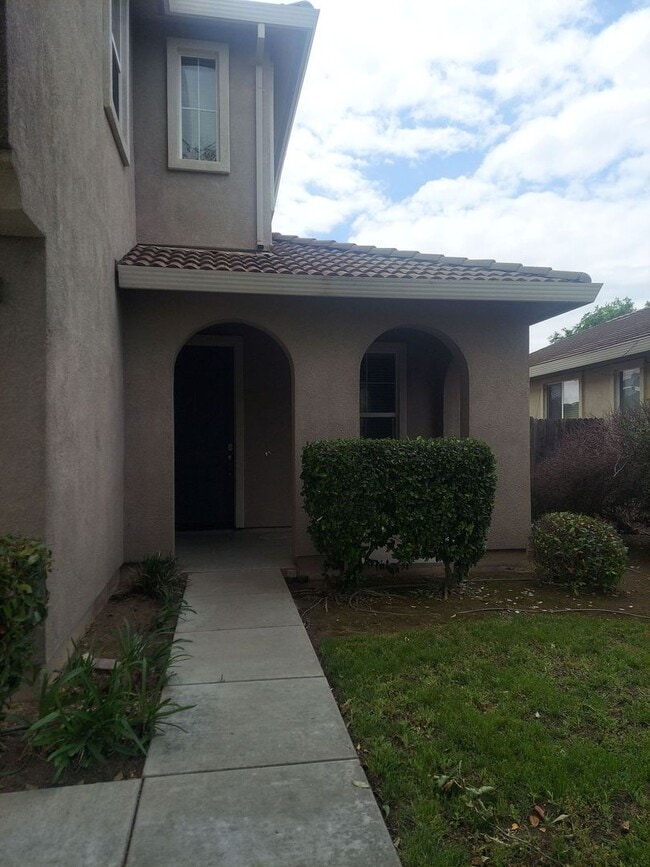 Photo - 580 Beckman Way