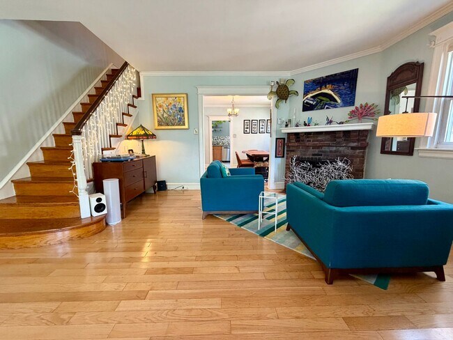 Photo - 216 Glencoe Rd