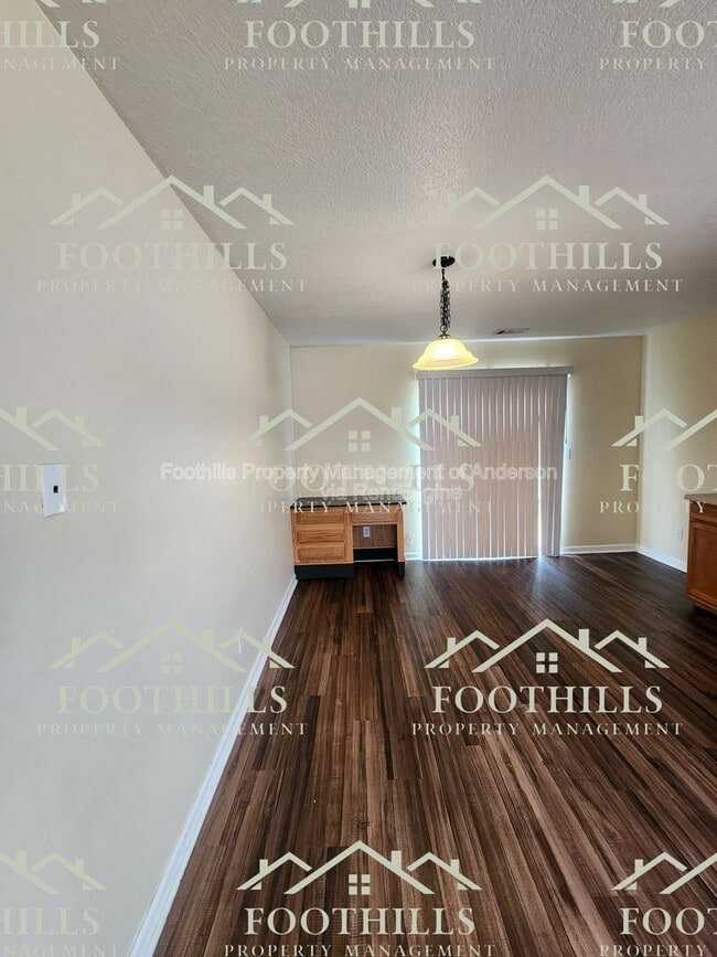 Photo - 131 Veranda Cir