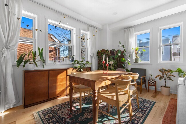 Photo - 310 4th St Unit 2-A