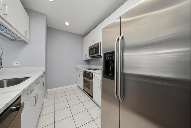 Photo - 737 W Washington Blvd Unit 2707