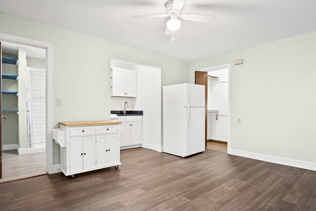Photo - 135 Clifton St Unit 1