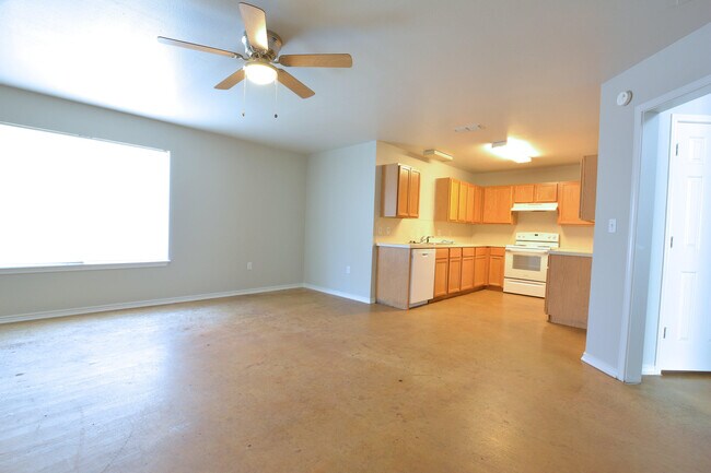 Photo - 1106 82nd St