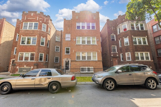 Building Photo - 7025 S Chappel Ave Unit 3