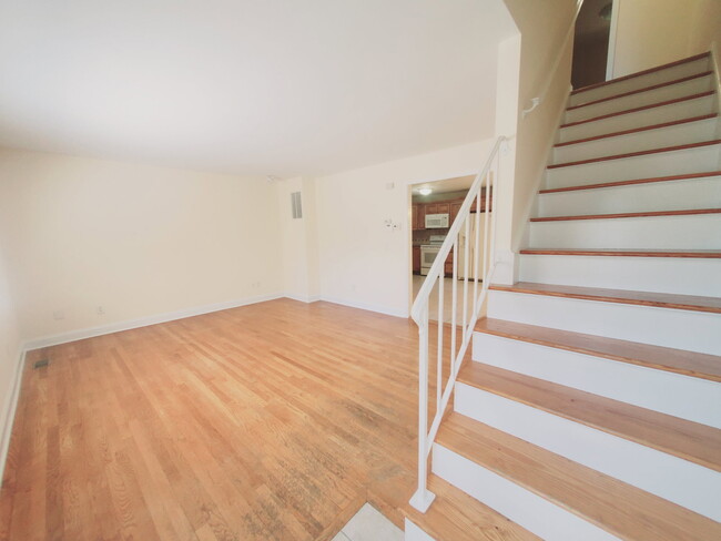 Photo - 119 Highview Ave
