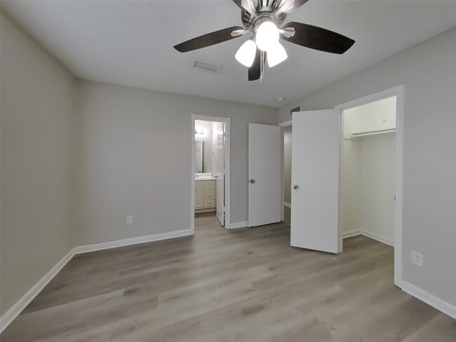 Photo - 623 Walston Ln