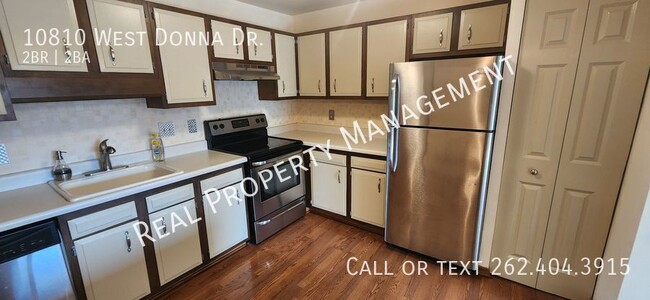 Two Bedroom Upper Condo w/ Utilities Included - Two Bedroom Upper Condo w/ Utilities Included