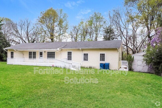 Building Photo - 125 E Raleigh Ave Rental