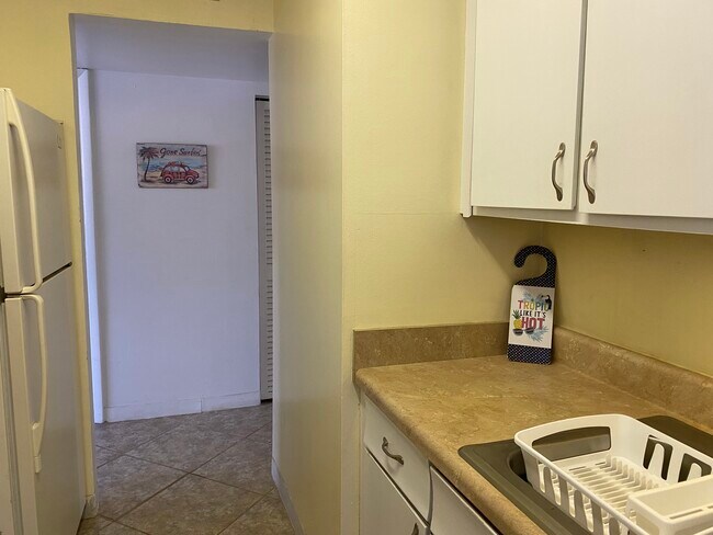 8401 N Atlantic Ave Unit 6