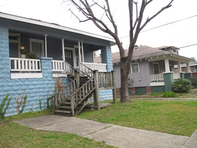 Photo - 2019 Oleander St Unit 1