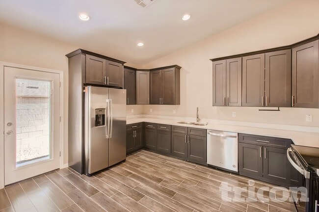 Photo - 4411 S 19th St