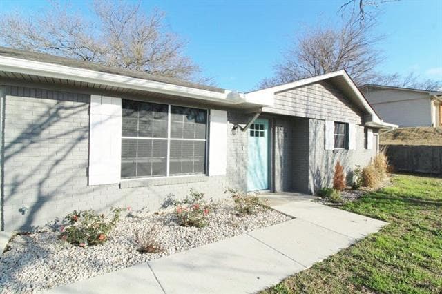 Photo - 610 Overlook Dr