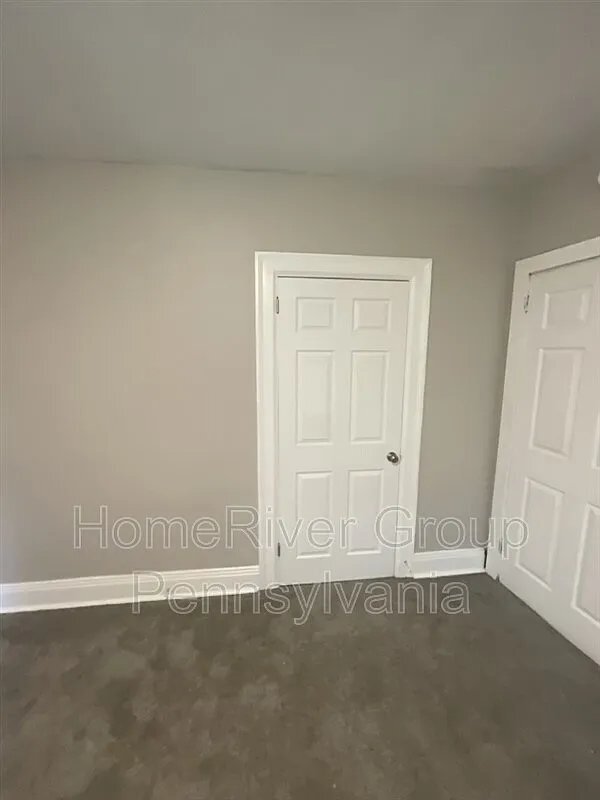10 Oakwood Rd