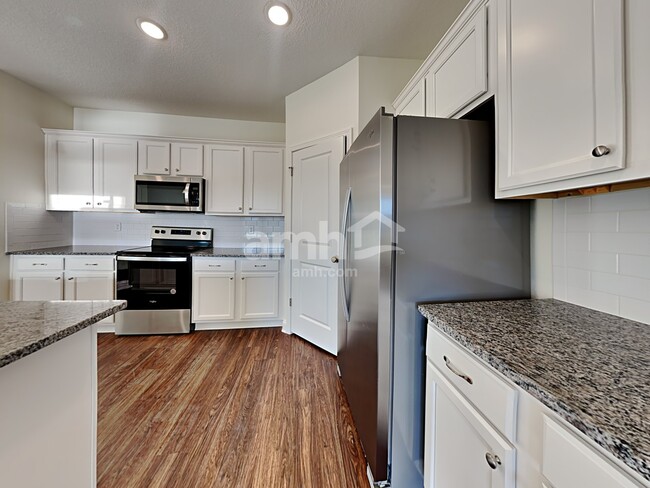 Photo - 46 Olivewood Pl