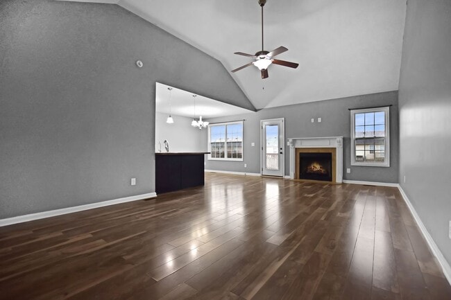 Photo - Pet Friendly Three Bedroom!