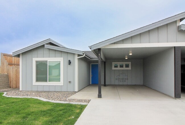 3 Bedroom, 2 Bath Duplex in Pasco - 3 Bedroom, 2 Bath Duplex in Pasco