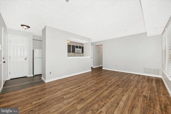 Photo - 615 Himes Ave Unidad 108