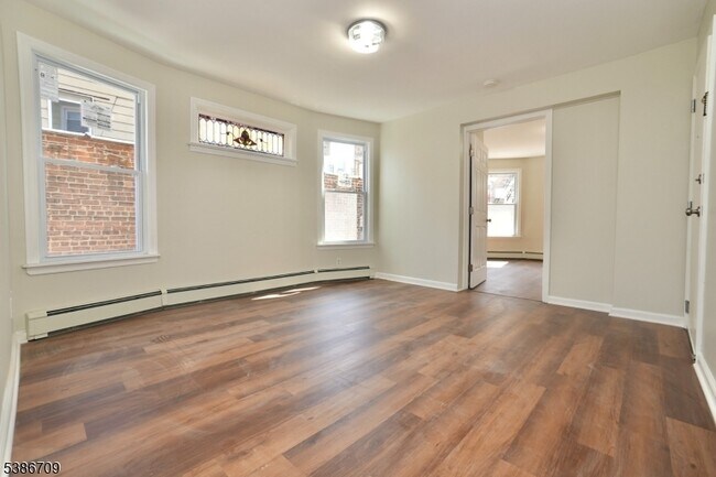 Photo - 100 William St Apartamento Unidad 1