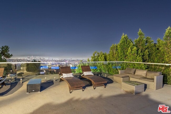 Photo - 6181 Temple Hill Dr