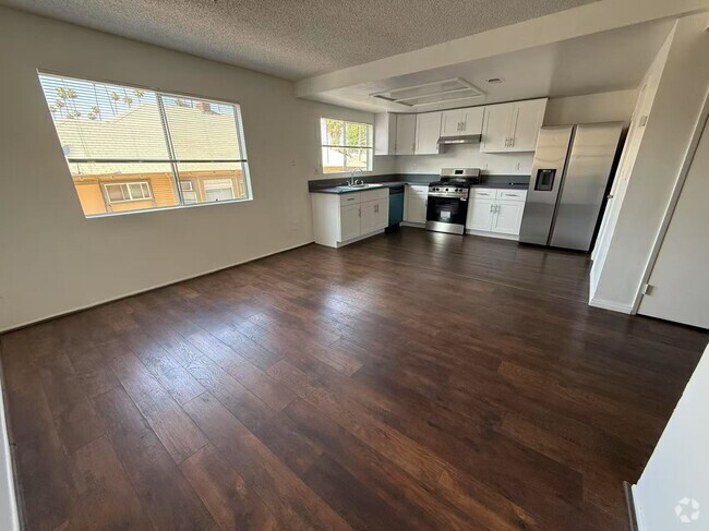 Building Photo - 225 S Curtis Ave Rental